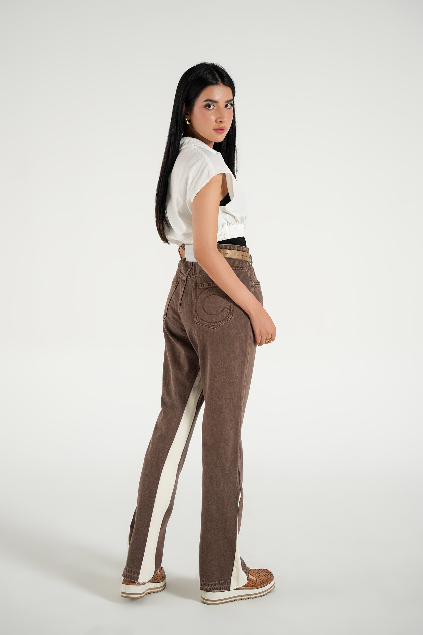CERNUCCI CHOCLATE GUSSET PANNEL FLARE JEAN