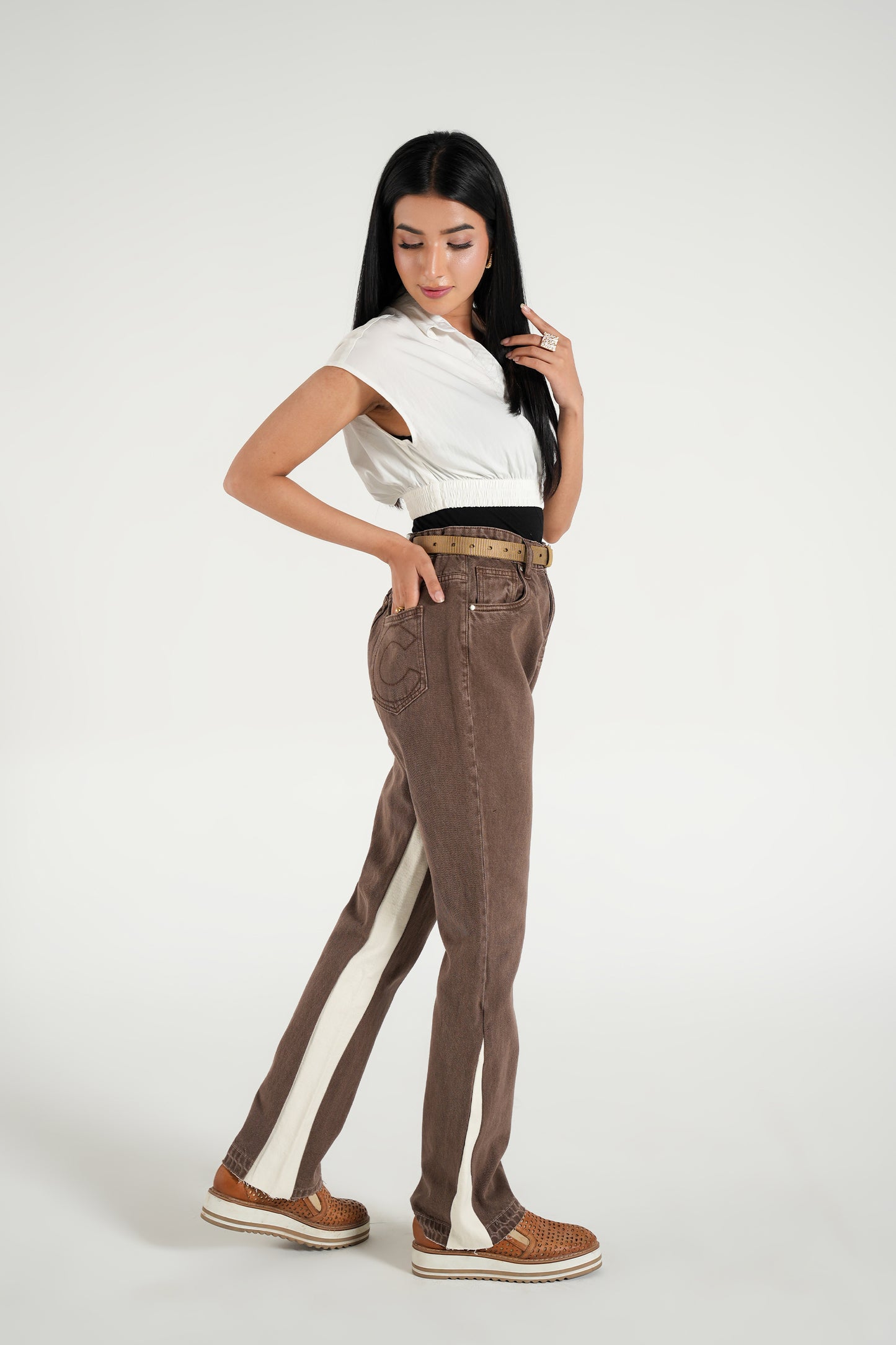 CERNUCCI CHOCLATE GUSSET PANNEL FLARE JEAN