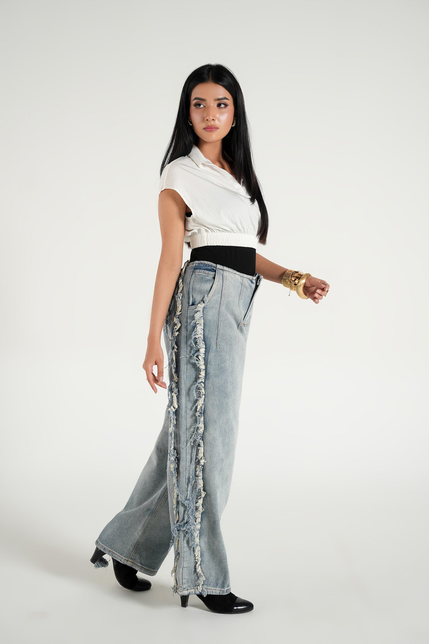 PRETTY LITTLE THING NO WAIST BAND SIDE DISTRESSING JEAN